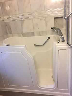 Accessible Bathtub in Paulding by Independent Home Products, LLC